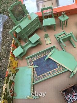 100+ Pc lot Vtg Furniture Accessories Kitchen Set Misc Dollhouse Miniature 112