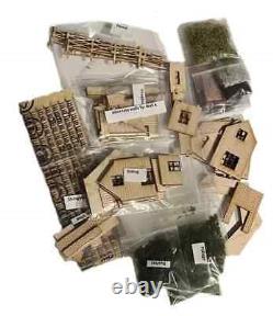 1144 Scale Dollhouse KIT Tiny Ranch House 6 Room Home Includes Greenery