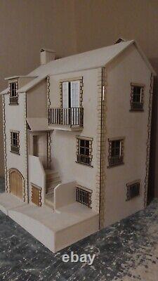 12th scale The Italian Hillside House Kit Numbered and dated Plaque