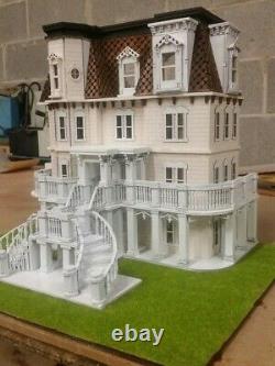148, 1/4 Scale Miniature Dollhouse Kit Hegeler Carus Mansion 0000390