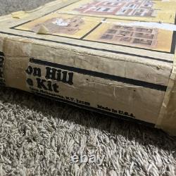 1983 VTG in Box. The Beacon Hill Wooden Dollhouse Kit by Greenleaf As Is Read