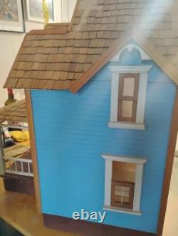 1998 Bayberry Wooden Dollhouse by DuraCraft Partially Assembled with Parts