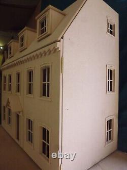 1/12 Dolls House Radcliff House 6 rooms 30 Kit by Dolls House Direct