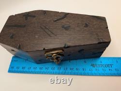1/6 Scale Vampire/Monster Hunter Kit Coffin Chest