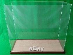 23 x 13 x 20 Table Top Display Case Box for Doll Houses Dolls Bears Dollhouses