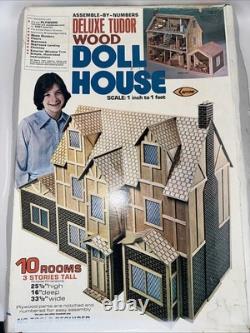 Arrow Deluxe Tudor Dollhouse 700 112 Scale 1980s Vintage Doll House NEW OPENBOX