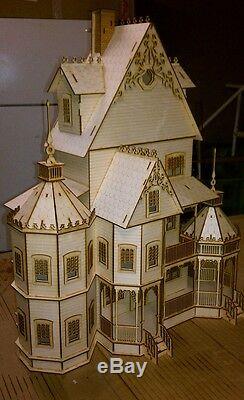 Ashley Gothic Victorian Dollhouse 124 scale Kit