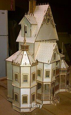 Ashley Gothic Victorian Dollhouse 124 scale Kit