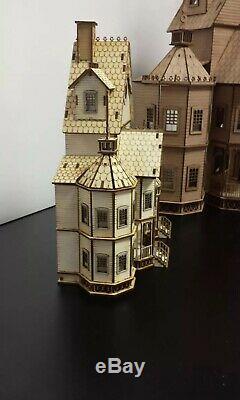 Ashley Gothic Victorian Dollhouse Quarter Inch/ 148 scale Kit