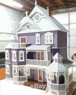 Ashley Gothic Victorian Generation 2 Dollhouse 112 scale kit
