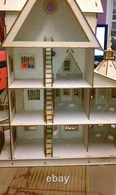 Ashley Half Inch Scale Dollhouse Kit