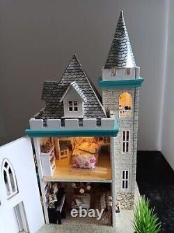 Assembled Rolife LED Miniature Dollhouse Castle with Furniture, Lights & Music