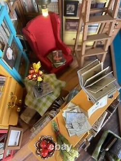 Assembled Rolife LED Miniature Dollhouse Sam's Study Library With Lights 124
