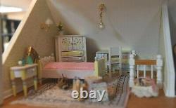 Beautiful Doll House Fully Furnished Fully Electric