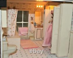 Beautiful Shabby Chic Cottage 112