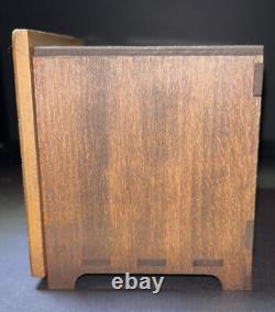 Betterley's Poulbot Restaurant and Furniture Kits 148 HouseParty Souvenir