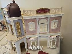 Calico Critters Town Grand Department Store Town Series