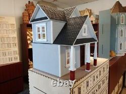 Clarkson Craftsman Cottage 112 Dollhouse Kit