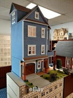 Clarkson Craftsman Mansion 112 Dollhouse