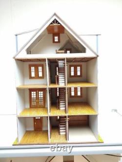 Clarkson Craftsman Mansion 124 Scale Dollhouse Kit 79200