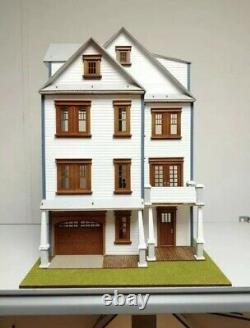 Clarkson Craftsman Mansion 124 scale Dollhouse kit