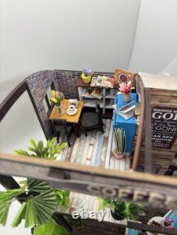 Dollhouse Assembled DY kit completed coffee shop