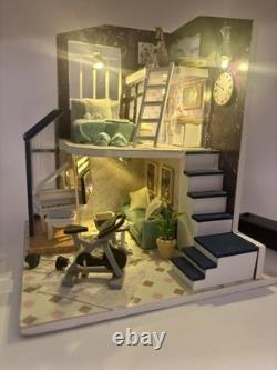 Dollhouse Assembled miniature kit made from a DY box kit, ready for display Done