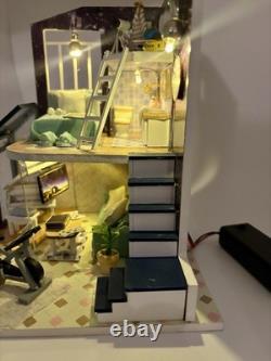 Dollhouse Assembled miniature kit made from a DY box kit, ready for display Done