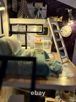 Dollhouse Assembled miniature kit made from a DY box kit, ready for display Done