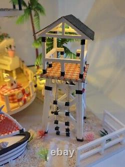 Dollhouse Beach House Completed Miniature Full House Bookend Nautical