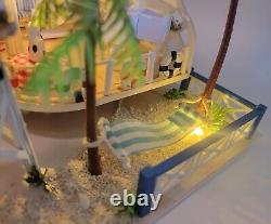 Dollhouse Beach House Completed Miniature Full House Bookend Nautical