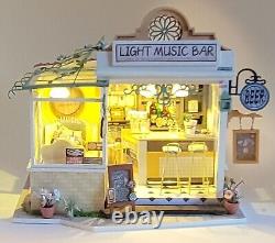 Dollhouse Cafe Bar Music Bar Completed Miniature Bookend Handmade