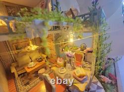 Dollhouse Cottage Completed Miniature Full House Bookend
