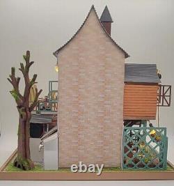 Dollhouse Cottage Completed Miniature Full House Bookend
