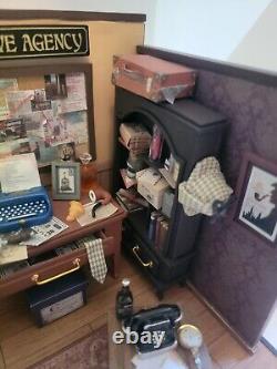 Dollhouse Detective Shop Completed Miniature Bookend