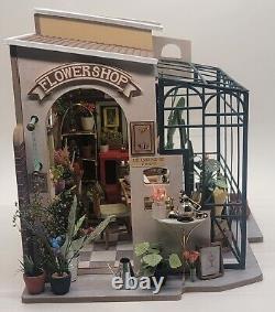 Dollhouse Flower Shop Completed Miniature Art Bookend Flourist