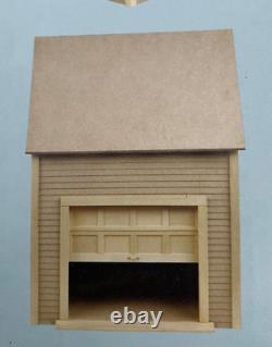 Dollhouse Garage 112 Scale Kit by Houseworks