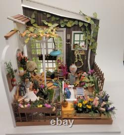 Dollhouse Garden Room Completed Miniature Plants Bookend Handmade