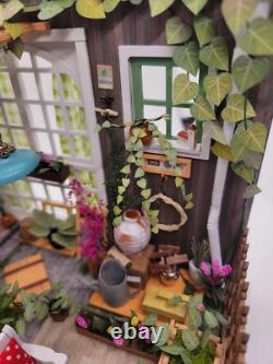Dollhouse Garden Room Completed Miniature Plants Bookend Handmade