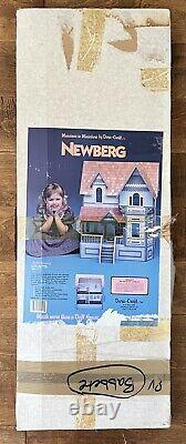 Dollhouse Kit Duracraft Newberg NB180 6 Rooms Victorian Style 27 x 25 x 18 USA