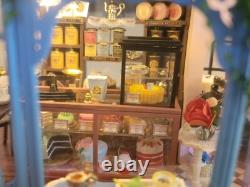 Dollhouse Tea Shop, Completed Miniature, Bookend, Garden, Coffee, Flowers, Gift