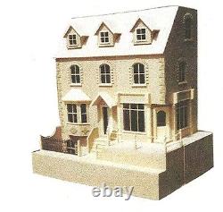 Dolls House The Newbury Corner Shop/Pub with 5 rooms KIT above 30 wide