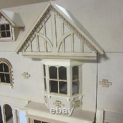 Dolls House York St row of 3 Shops with 6 Rooms above 1/12 scale kit