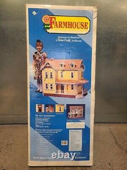 Dura Craft Farmhouse Doll House Fh-505 New Open Box