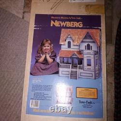 Dura-Craft Newberg Dollhouse Kit NB180 Mansions In Miniature DIY Contents New