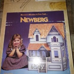 Dura-Craft Newberg Dollhouse Kit NB180 Mansions In Miniature DIY Contents New
