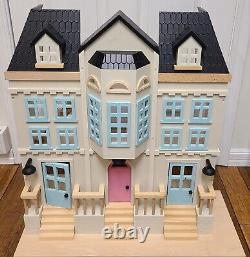 Hearth and Hand Magnolia Dollhouse Wooden 3-Story Home 6 Rooms + wallpaper