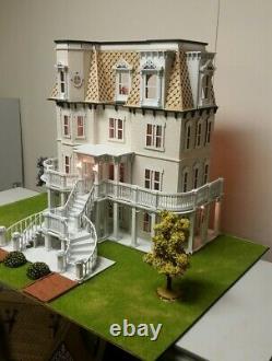 Hegeler Carus Mansion 124 scale Dollhouse Kit