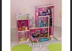 KidKraft 65833 Girl's Uptown Dollhouse with Furniture