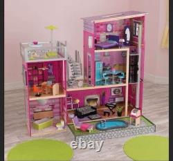 KidKraft 65833 Girl's Uptown Dollhouse with Furniture